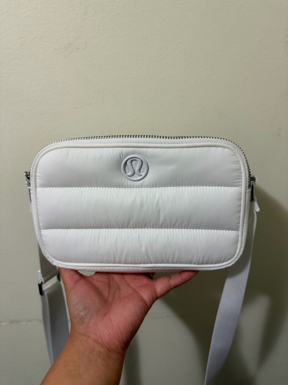 Lululemon Athletica Wunder Puff Crossbody Camera Bag